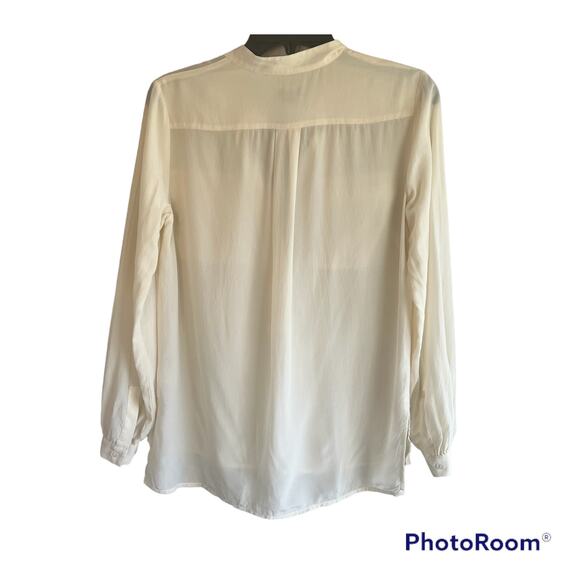 Talbots 100% Silk cream partial button front long sleeve Size XS - Picture 2 of 8